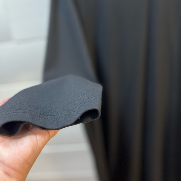 WOMANCE  black dress size 3x dress, high collar, zipper at the back. - Picture 8 of 9